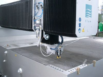Máquina de corte por agua