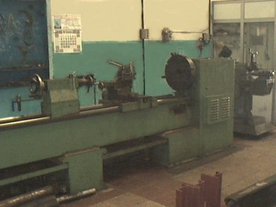 Torno de 3 metros